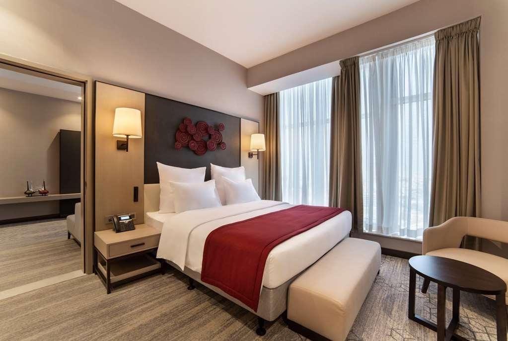 Ramada By Wyndham Riyadh King Fahd Road 客房 照片
