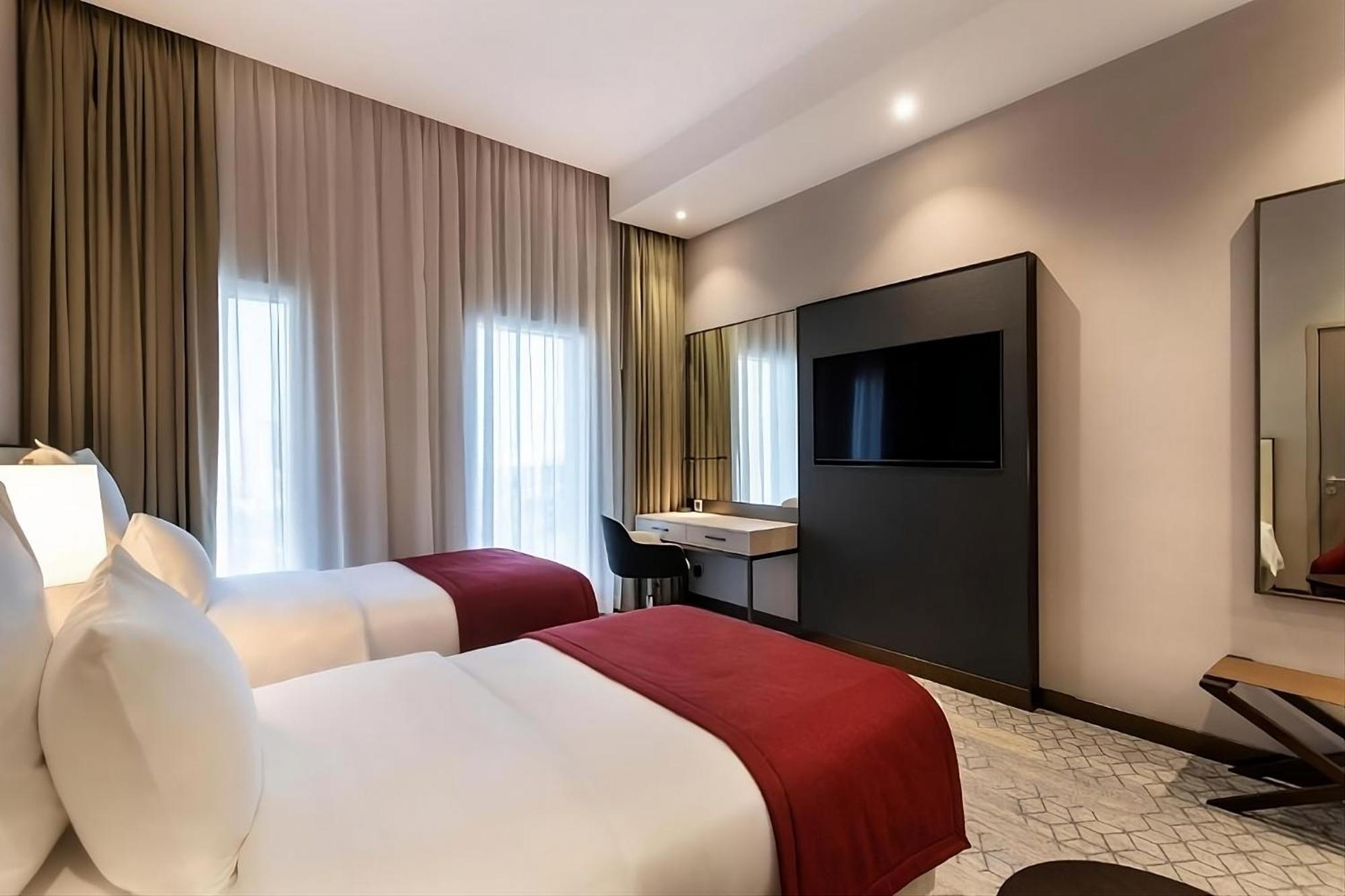 Ramada By Wyndham Riyadh King Fahd Road 外观 照片