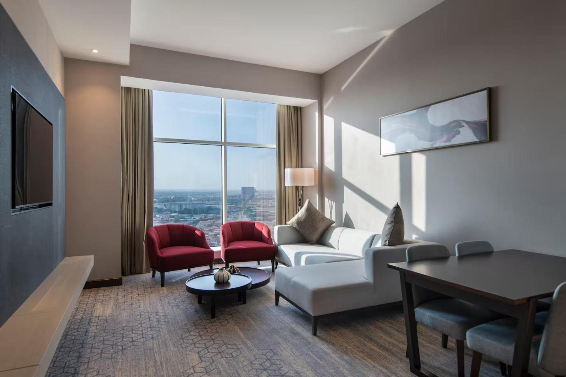 Ramada By Wyndham Riyadh King Fahd Road 外观 照片