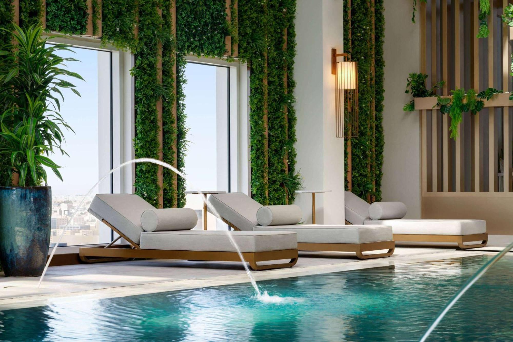 Ramada By Wyndham Riyadh King Fahd Road 外观 照片 The pool at the 1017 Oliver